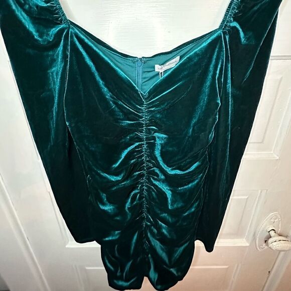 NWTs Lovers + Friends Andie Mini Dress Size Medium - Picture 5 of 13